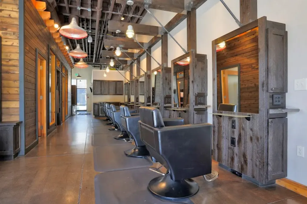 Lit Salon Summit — Beauty salon in Park City